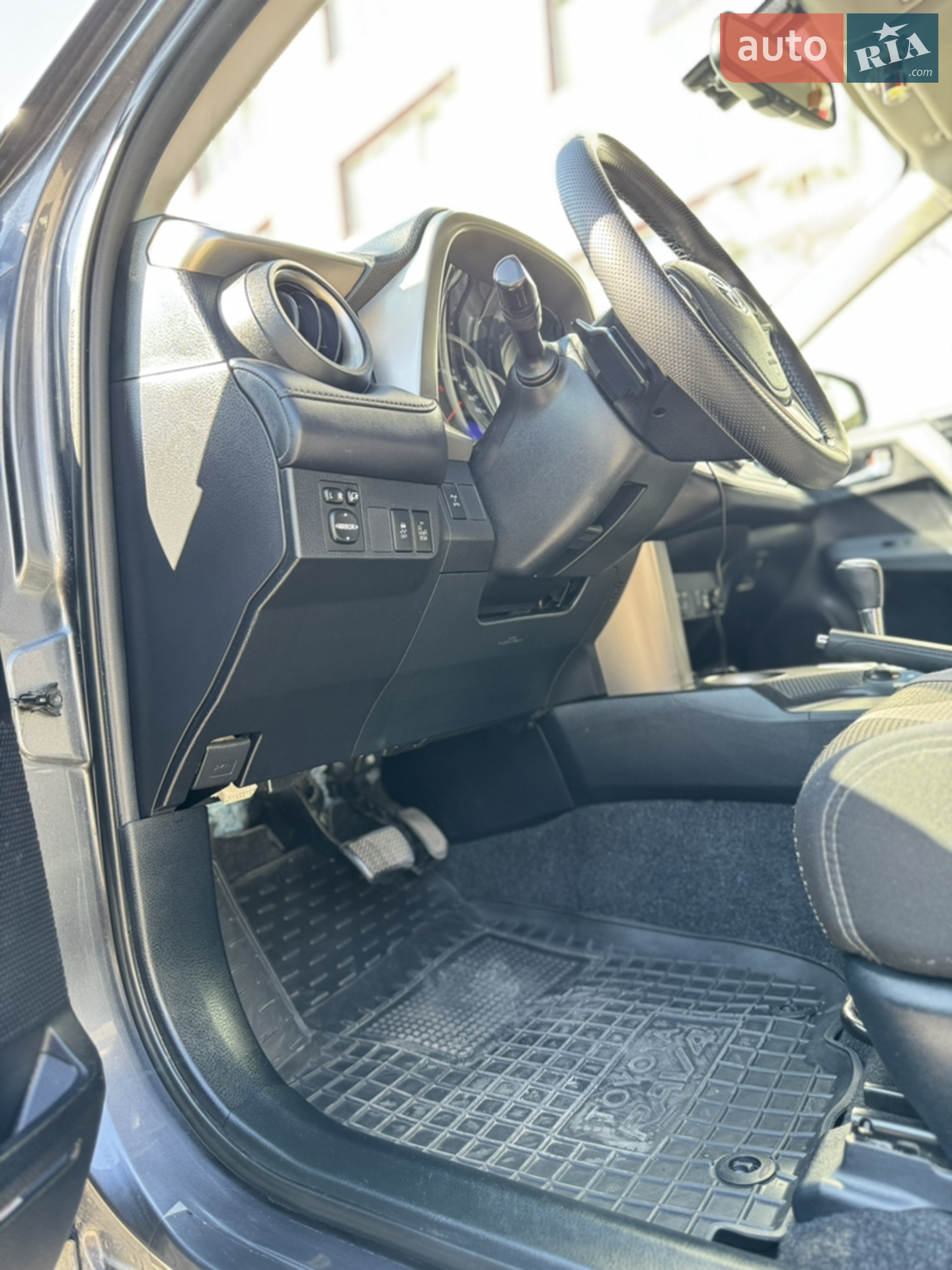 2013 Toyota RAV 4 - мініатюра 39