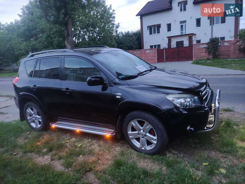 Позашляховик / Кросовер Toyota RAV4 2007 в Хмельницькому