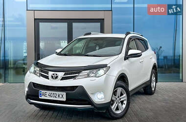 Позашляховик / Кросовер Toyota RAV4 2014 в Дніпрі
