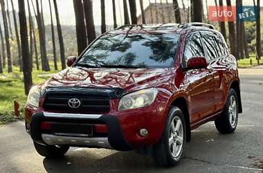 Внедорожник / Кроссовер Toyota RAV4 2008 в Киеве