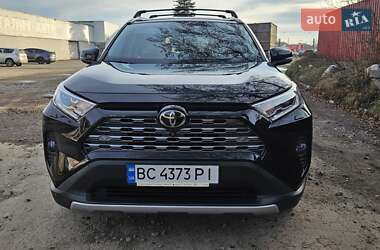 Внедорожник / Кроссовер Toyota RAV4 2020 в Львове