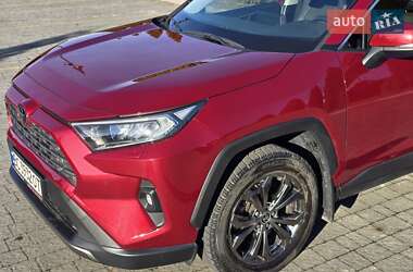 Внедорожник / Кроссовер Toyota RAV4 2022 в Львове