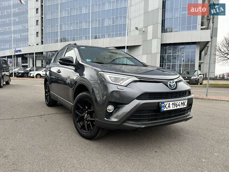 Toyota RAV4 2017