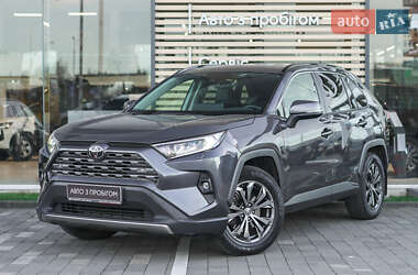 Позашляховик / Кросовер Toyota RAV4 2023 в Львові