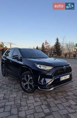 Внедорожник / Кроссовер Toyota RAV4 2020 в Ивано-Франковске