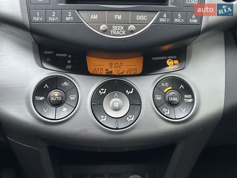 Позашляховик / Кросовер Toyota RAV4 2008 в Києві