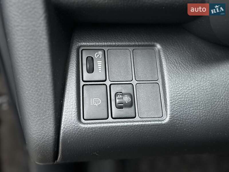 Позашляховик / Кросовер Toyota RAV4 2008 в Києві