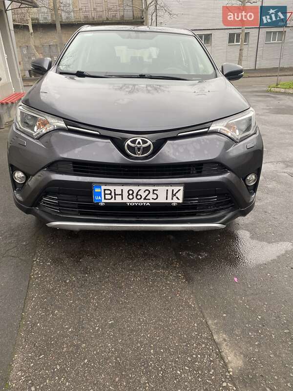Toyota RAV4 2017