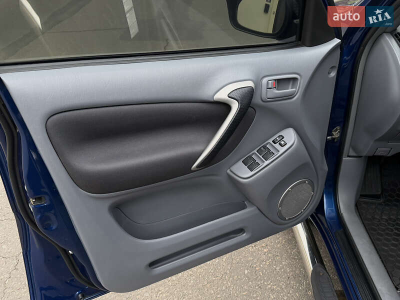 Внедорожник / Кроссовер Toyota RAV4 2004 в Одессе фото 62 Внедорожник / Кроссовер Toyota RAV4 2004 в Одессе