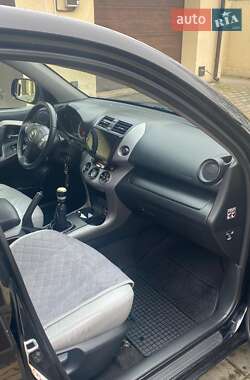 Внедорожник / Кроссовер Toyota RAV4 2007 в Измаиле