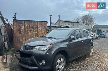 Внедорожник / Кроссовер Toyota RAV4 2015 в Киеве
