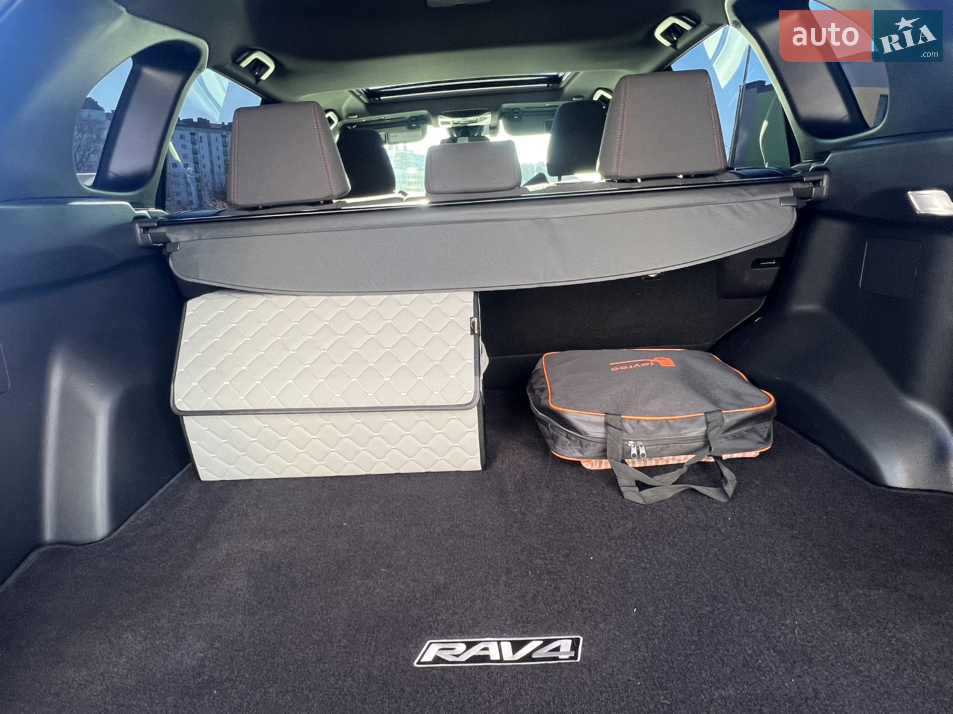 2023 Toyota RAV 4 - мініатюра 25