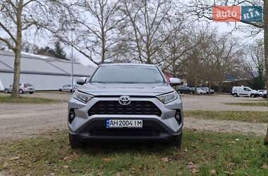 Позашляховик / Кросовер Toyota RAV4 2023 в Слов'янську