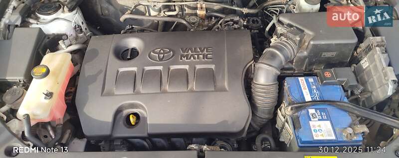 Позашляховик / Кросовер Toyota RAV4 2012 в Дніпрі