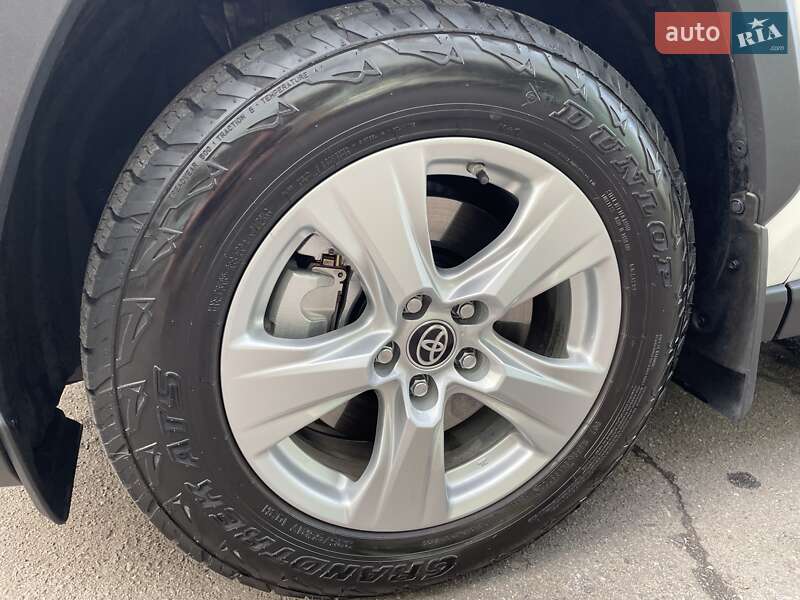 Позашляховик / Кросовер Toyota RAV4 2022 в Вінниці