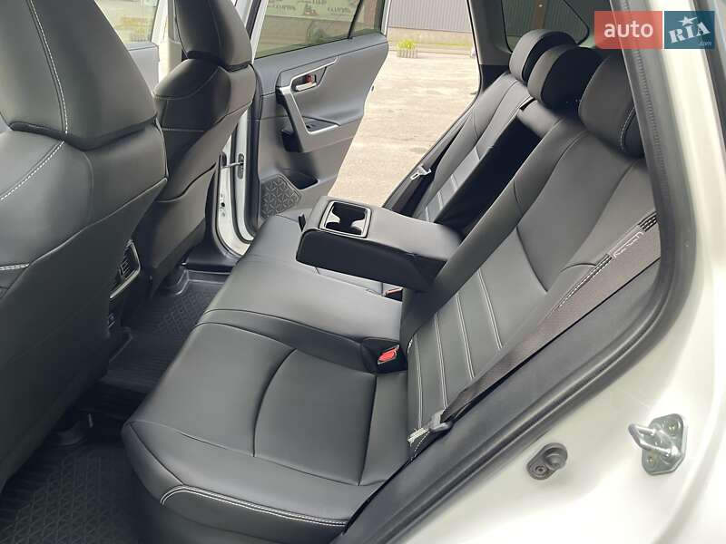 Позашляховик / Кросовер Toyota RAV4 2022 в Вінниці