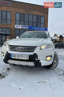 Внедорожник / Кроссовер Toyota RAV4 2013 в Виннице