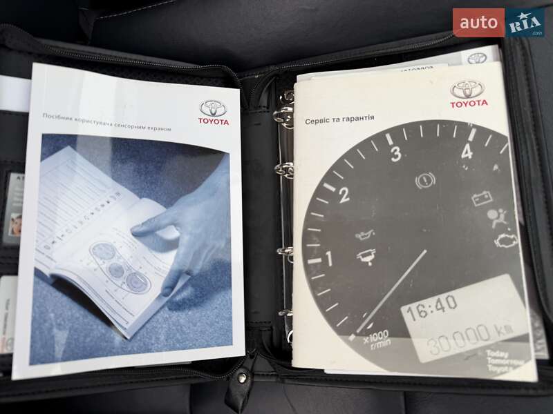 Позашляховик / Кросовер Toyota RAV4 2013 в Києві