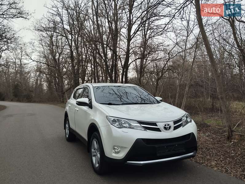 Позашляховик / Кросовер Toyota RAV4 2013 в Одесі