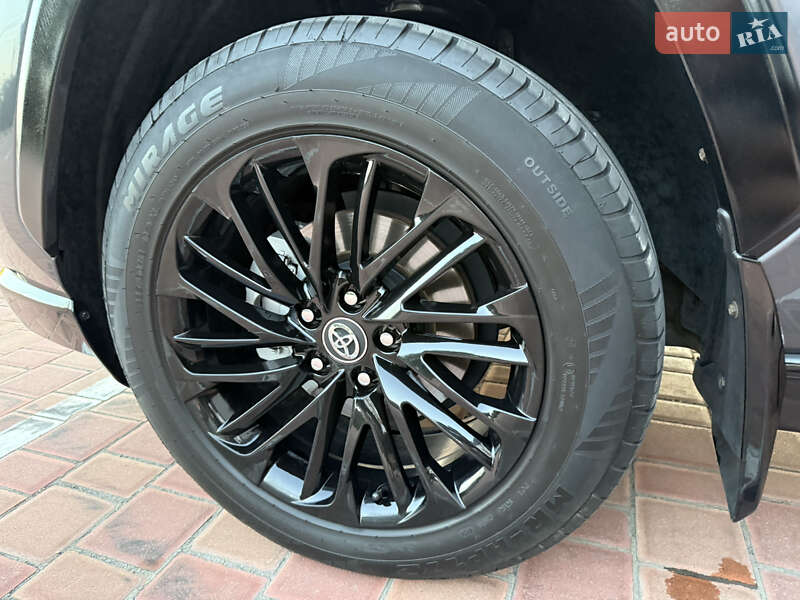 Позашляховик / Кросовер Toyota RAV4 2021 в Одесі фото 13 Позашляховик / Кросовер Toyota RAV4 2021 в Одесі