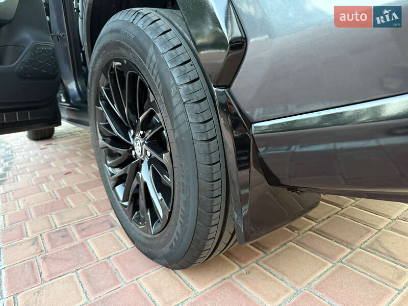 Позашляховик / Кросовер Toyota RAV4 2021 в Одесі фото 17 Позашляховик / Кросовер Toyota RAV4 2021 в Одесі