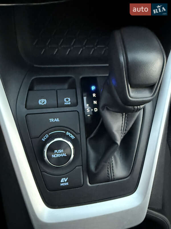 Позашляховик / Кросовер Toyota RAV4 2021 в Одесі фото 23 Позашляховик / Кросовер Toyota RAV4 2021 в Одесі