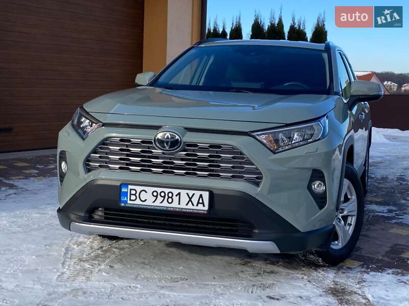 Позашляховик / Кросовер Toyota RAV4 2020 в Львові фото 2 Позашляховик / Кросовер Toyota RAV4 2020 в Львові