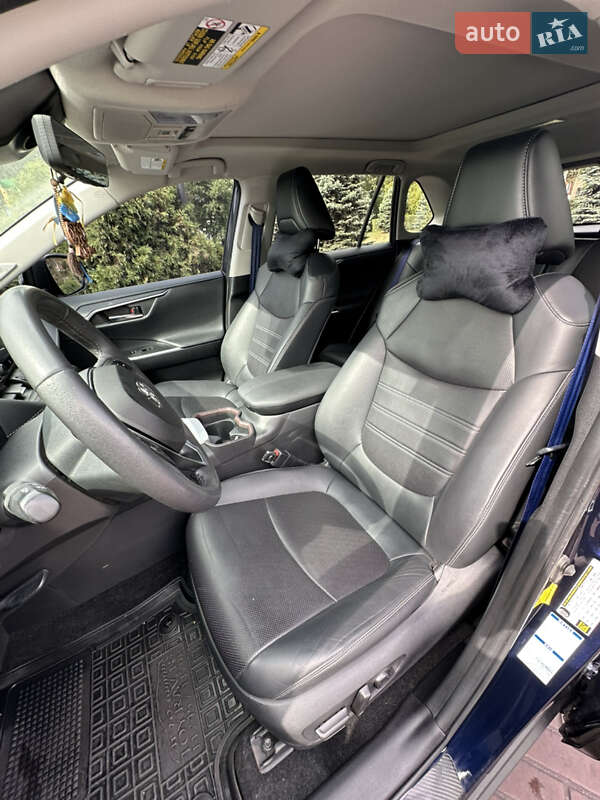 Внедорожник / Кроссовер Toyota RAV4 2021 в Днепре фото 30 Внедорожник / Кроссовер Toyota RAV4 2021 в Днепре