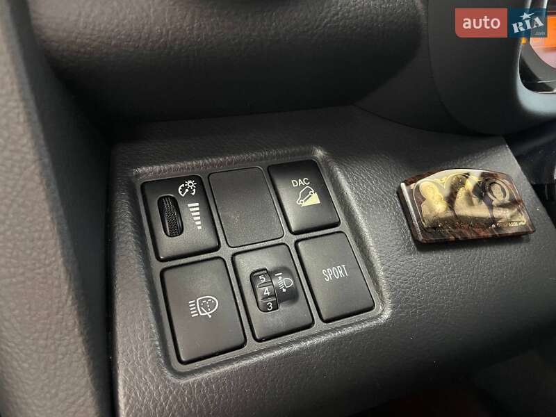 Позашляховик / Кросовер Toyota RAV4 2011 в Києві фото 19 Позашляховик / Кросовер Toyota RAV4 2011 в Києві