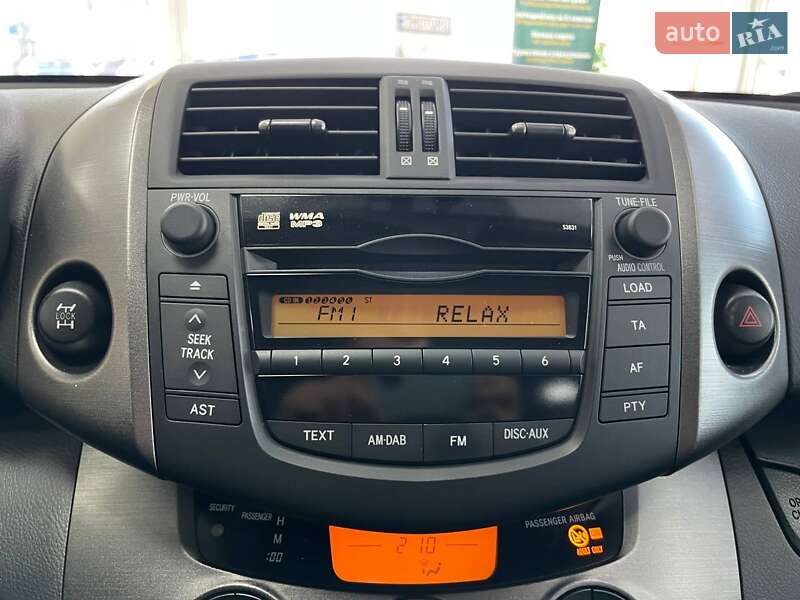 Позашляховик / Кросовер Toyota RAV4 2011 в Києві фото 30 Позашляховик / Кросовер Toyota RAV4 2011 в Києві