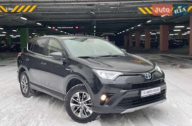 Позашляховик / Кросовер Toyota RAV4 2018 в Києві