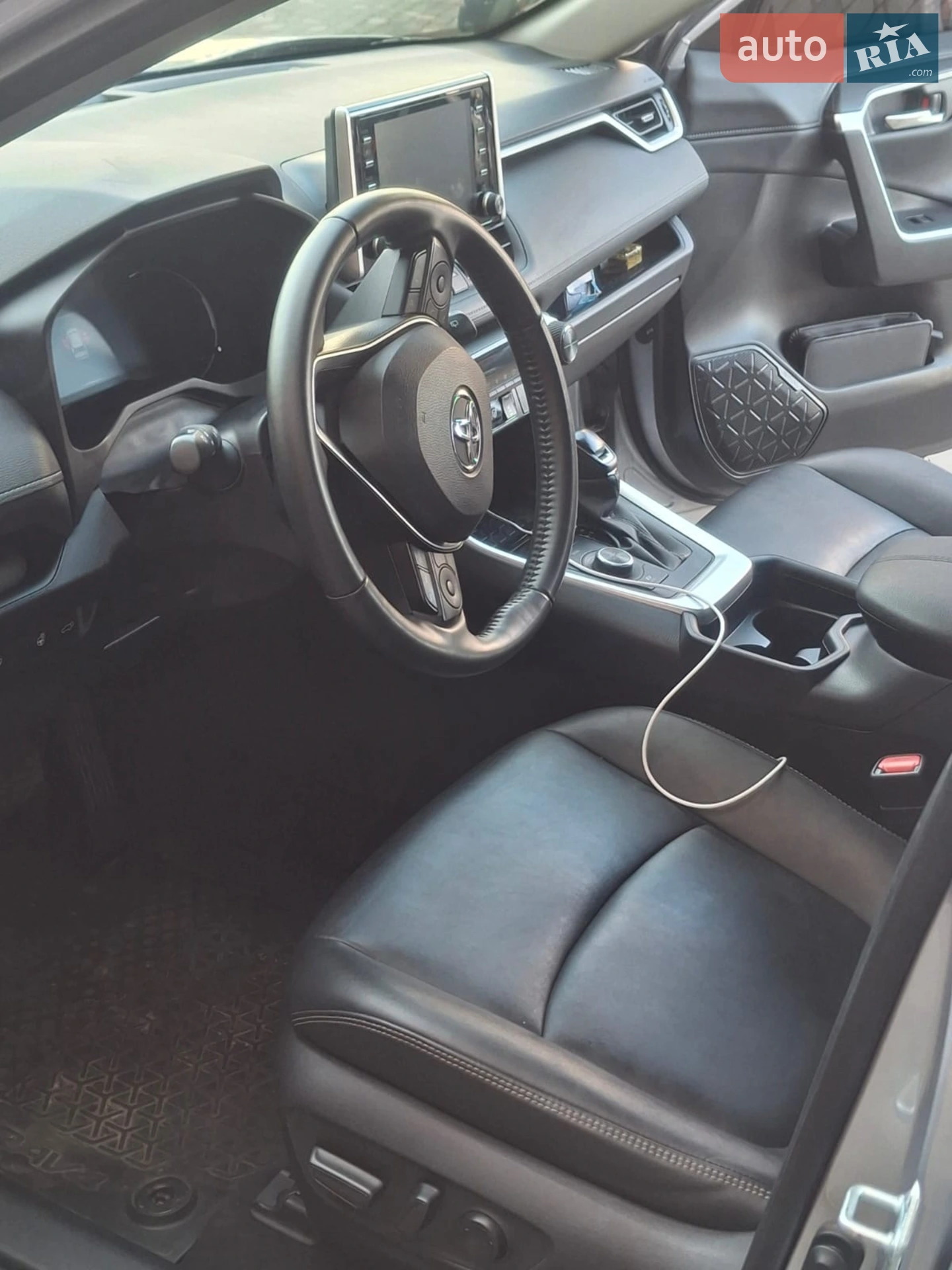 2021 Toyota RAV 4 - мініатюра 8