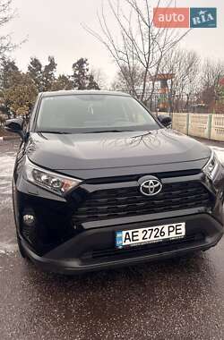 Позашляховик / Кросовер Toyota RAV4 2021 в Кривому Розі