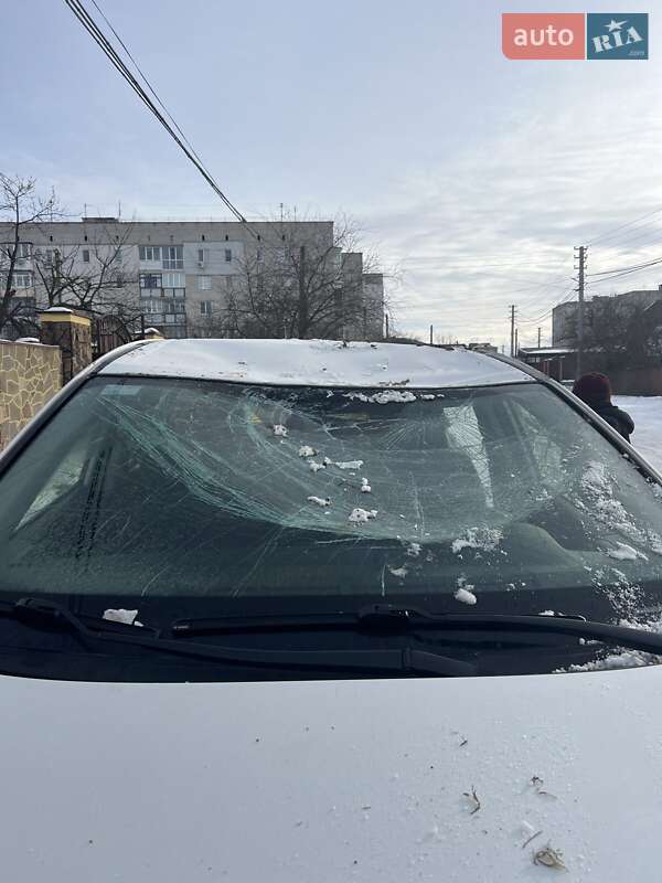 Позашляховик / Кросовер Toyota RAV4 2017 в Житомирі