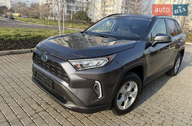 Внедорожник / Кроссовер Toyota RAV4 2019 в Малодолинском