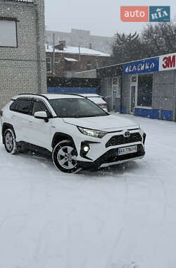 Внедорожник / Кроссовер Toyota RAV4 2019 в Харькове