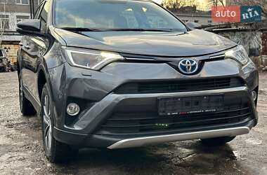 Внедорожник / Кроссовер Toyota RAV4 2018 в Днепре