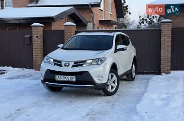 Внедорожник / Кроссовер Toyota RAV4 2014 в Киеве