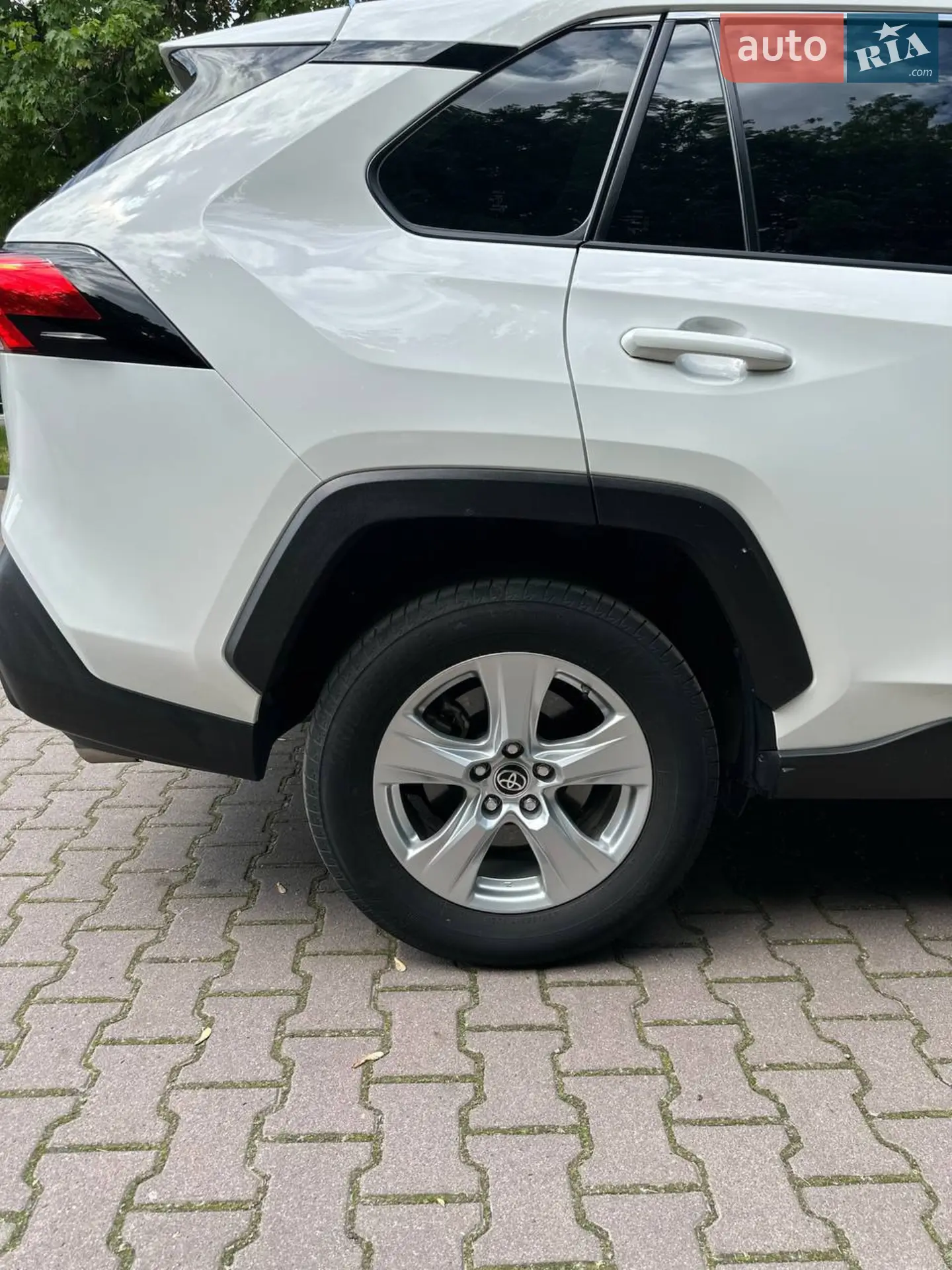 2021 Toyota RAV 4 - мініатюра 3