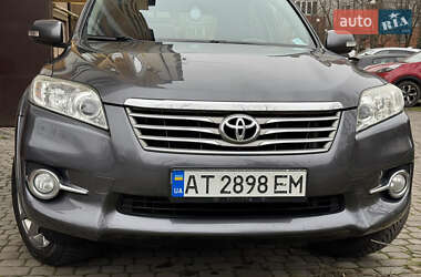 Позашляховик / Кросовер Toyota RAV4 2012 в Івано-Франківську