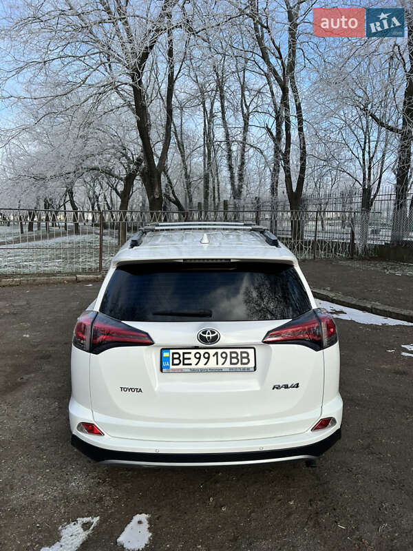 Внедорожник / Кроссовер Toyota RAV4 2017 в Николаеве фото 6 Внедорожник / Кроссовер Toyota RAV4 2017 в Николаеве