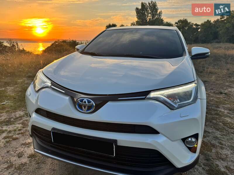 Toyota RAV4 2016