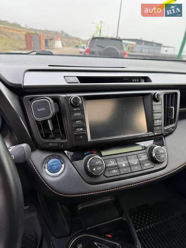 Внедорожник / Кроссовер Toyota RAV4 2017 в Одессе