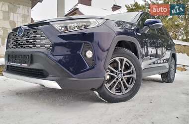 Внедорожник / Кроссовер Toyota RAV4 2022 в Ровно