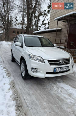 Позашляховик / Кросовер Toyota RAV4 2010 в Києві