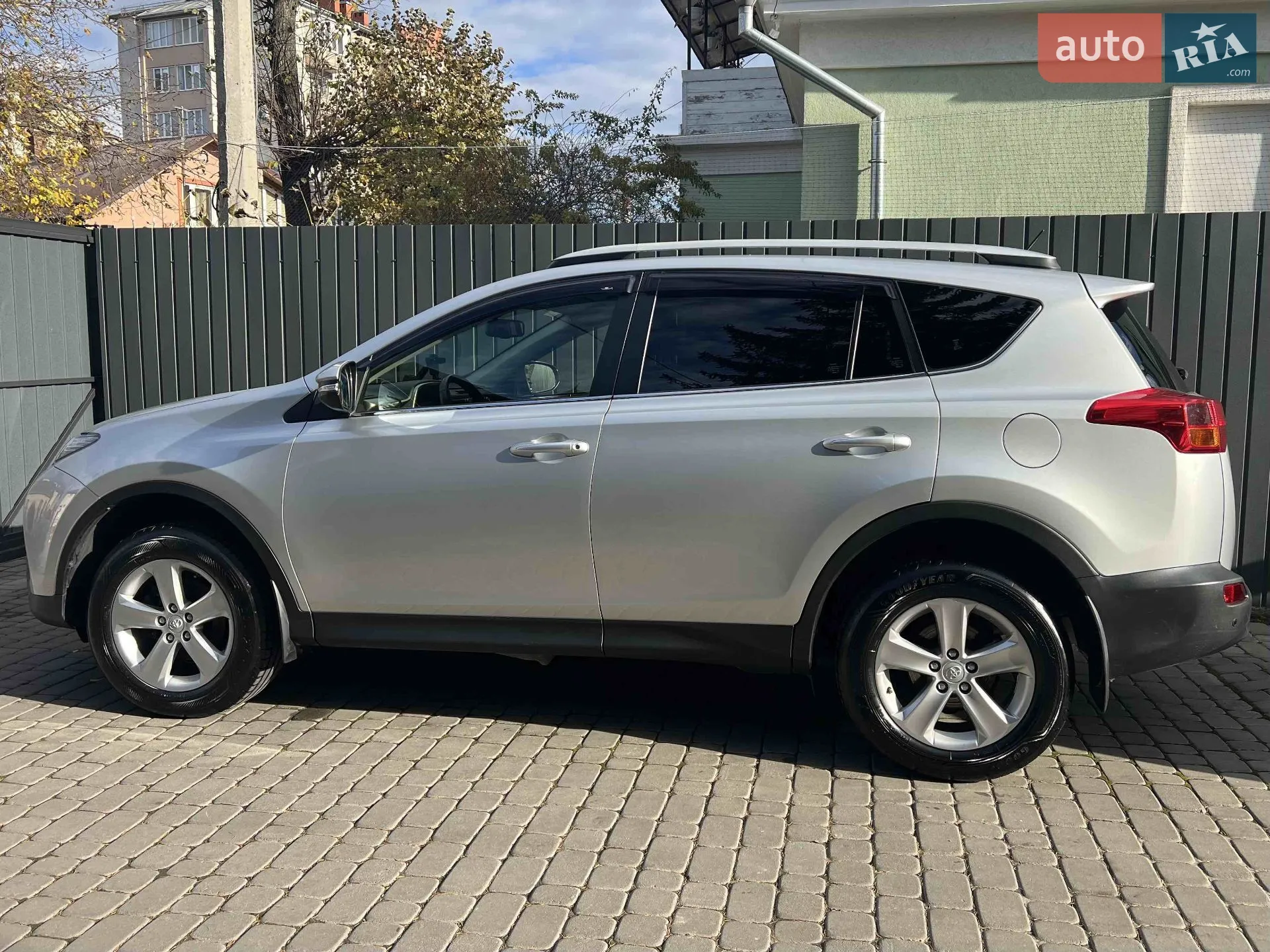 2013 Toyota RAV 4 - мініатюра 16