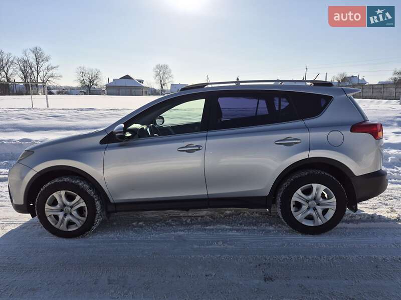 Внедорожник / Кроссовер Toyota RAV4 2013 в Ивано-Франковске
