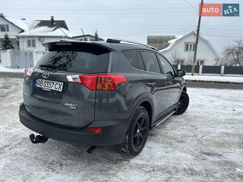 Внедорожник / Кроссовер Toyota RAV4 2014 в Виннице