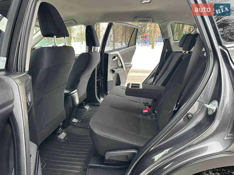 Внедорожник / Кроссовер Toyota RAV4 2014 в Виннице