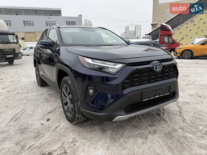 Внедорожник / Кроссовер Toyota RAV4 2023 в Киеве фото 42 Внедорожник / Кроссовер Toyota RAV4 2023 в Киеве